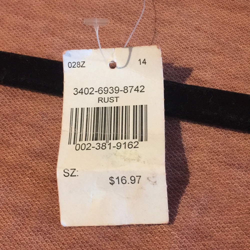 Rust long sleeve top with  cut out  size large by Iris was $16.97 now $6 - Picture 3 of 5